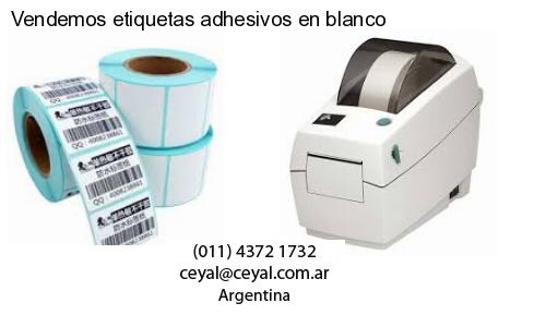 Vendemos etiquetas adhesivos en blanco